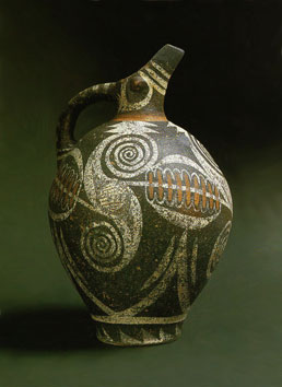 kamares jug