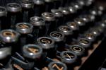 antique-typewriter-keys