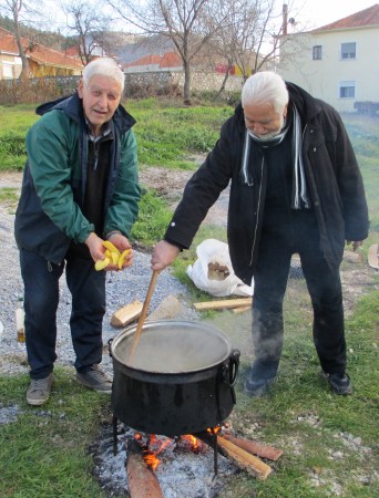 Cauldrons at the crossroads in Ksiropotamos (photo: Laura Shannon)