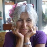 Joyce Zonana head shot