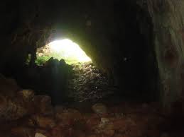 Skoteino Cave Entrance