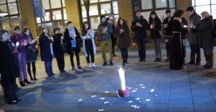 Armenians, Turks, Kurds and Assyrians to light candles and dance together for peace and reconciliation Photo: Hratch Tchilingirian
