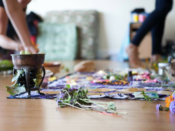 Centering Women’s Circles with Altars and Ritual by Anne Yeomans and ...