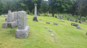 iloff-grave-with-emma-agnes-mother-father